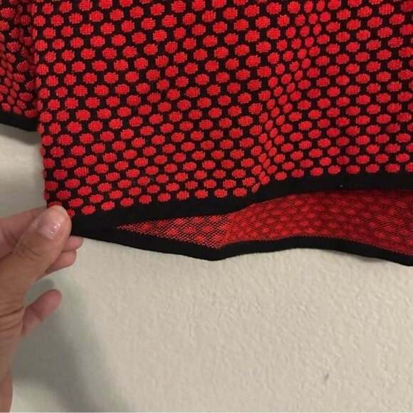 Express Women's Red Polka Dot 3/4 Sleeve Knit Boat Neck Sweater Size Medium - Picture 5 of 9